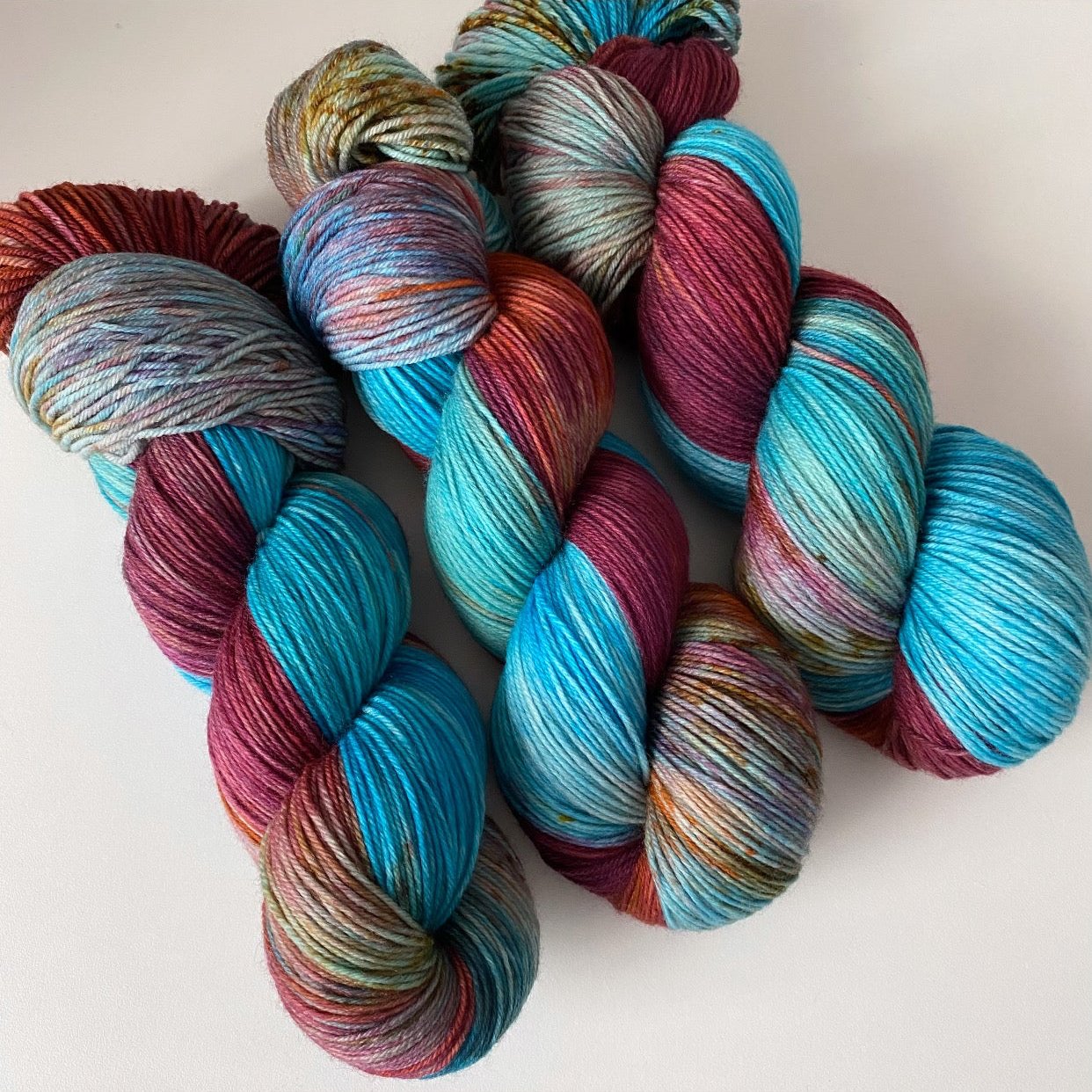 Handgefärbte Merino Sockenwolle (Luxus)