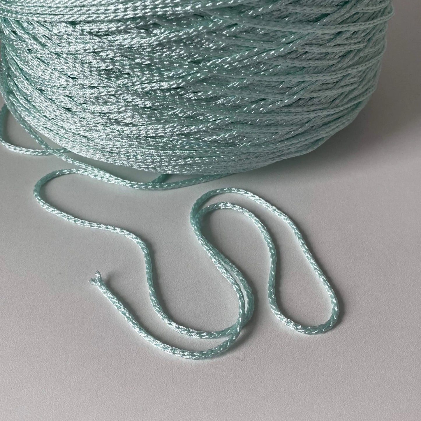 Konenwolle VIskose/ Italy.