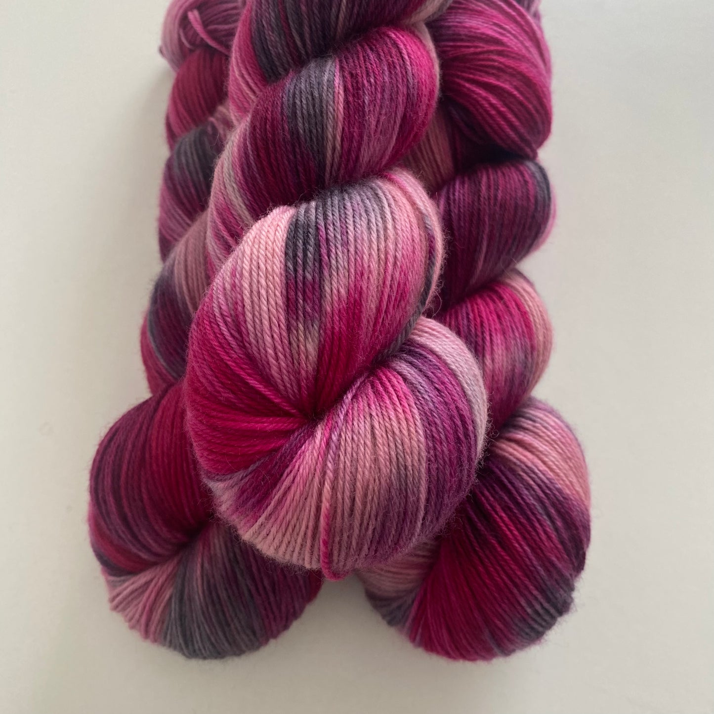 Handgefärbte Merino Sockenwolle (Luxus)