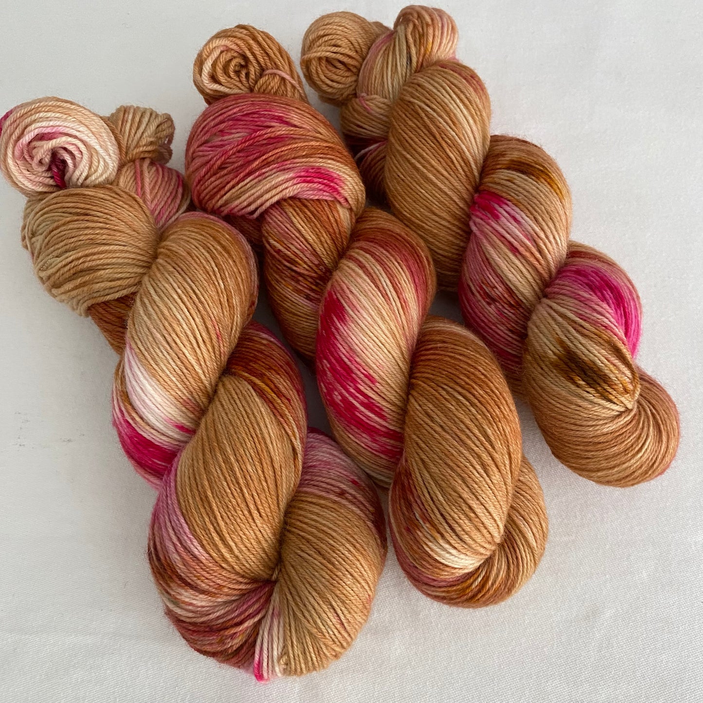 Handgefärbte Merino Sockenwolle (Luxus)