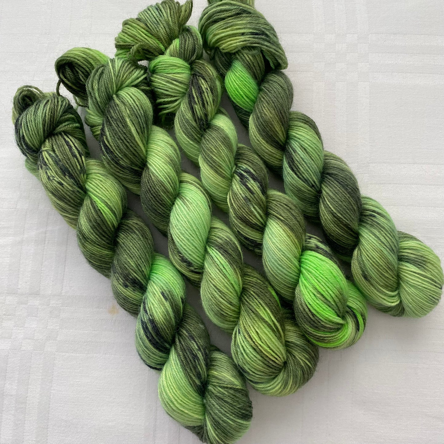 Handgefärbte Sockenwolle 4-fach./ 50 g.