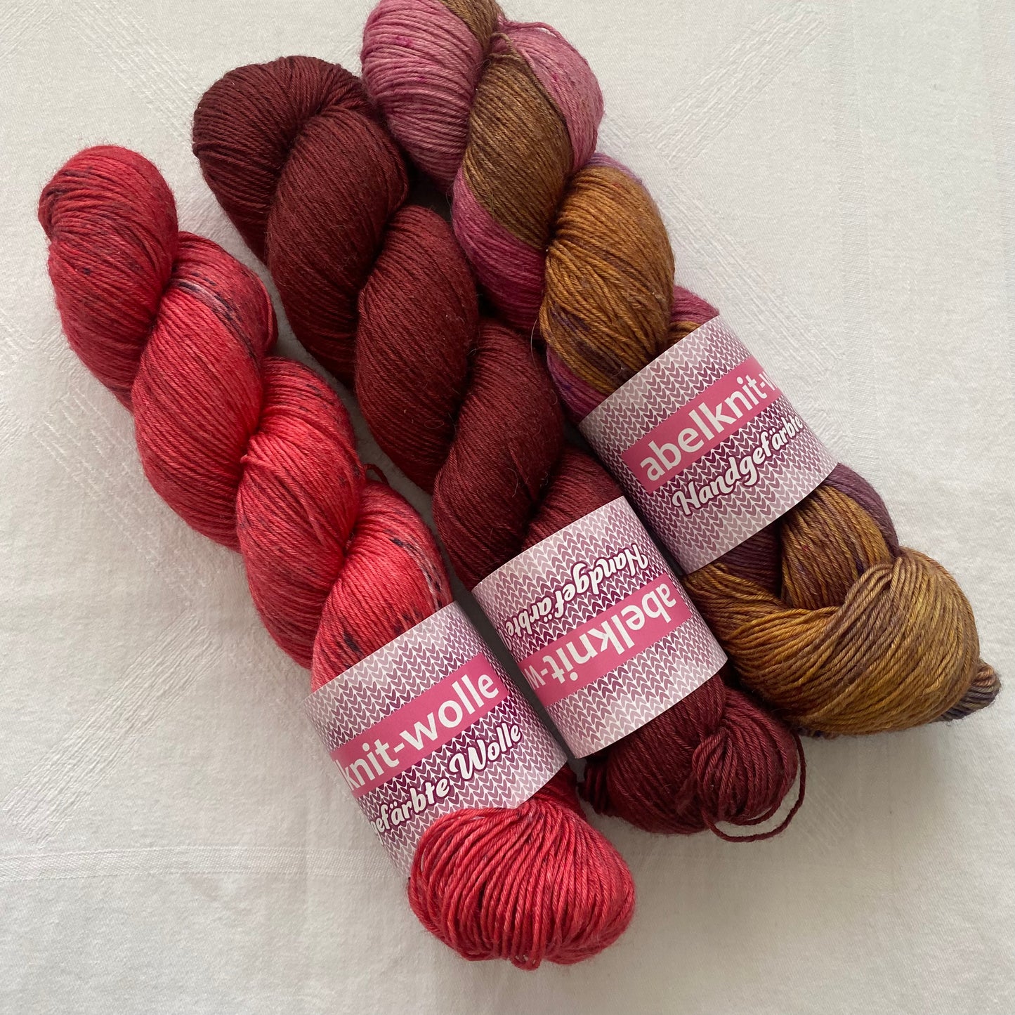 Handgefärbte Schurwolle (Merino) mit Seide Spar-Set. /300 g