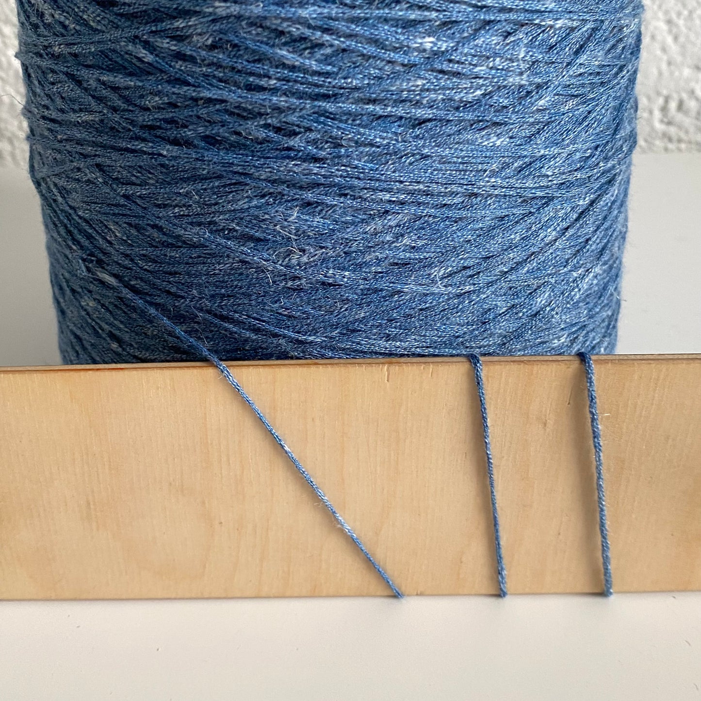 Konenwolle Merinowolle mit Seide und Leinen/ Loro Piana Italy