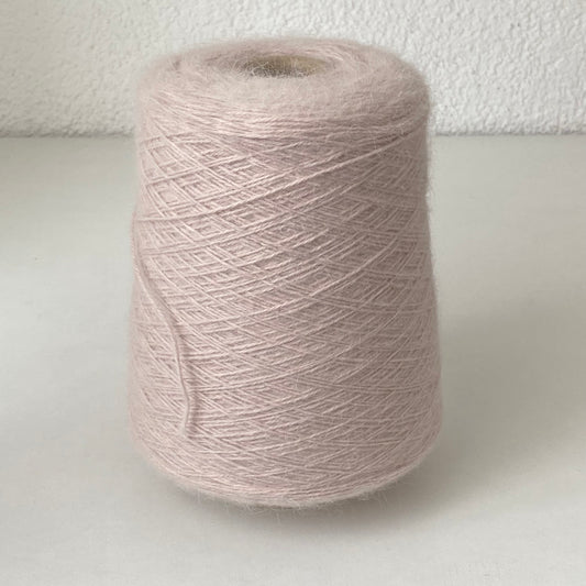 Konenwolle Angora mit Merinowolle.