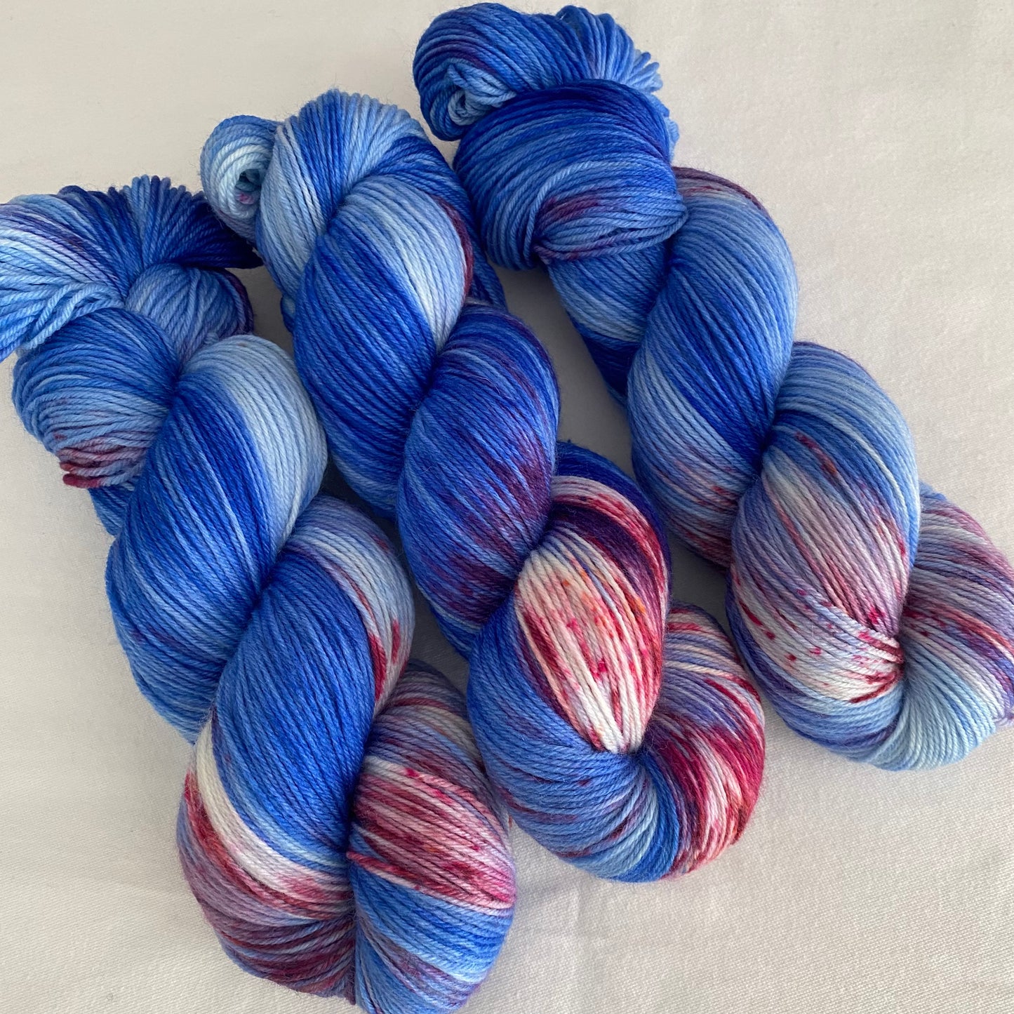 Handgefärbte  Merino Sockenwolle (Luxus)