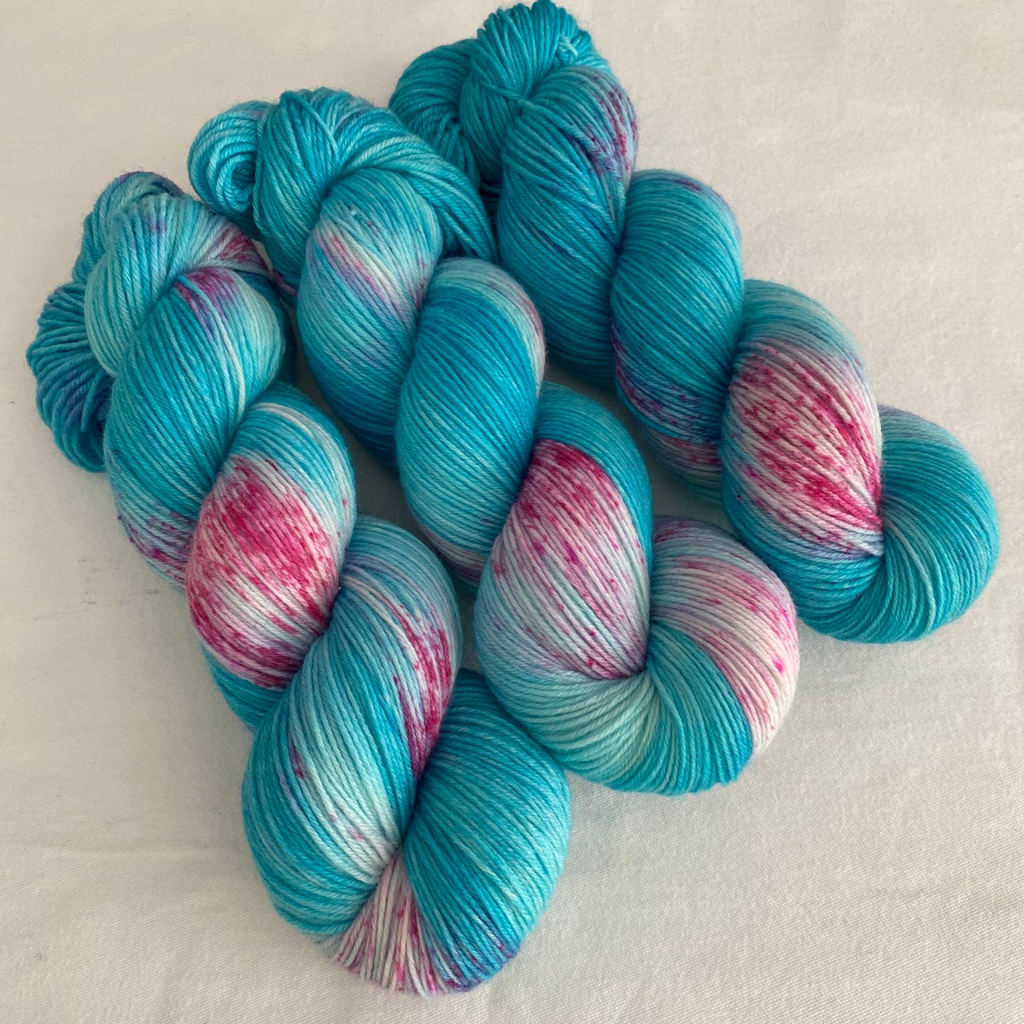Handgefärbte  Merino Sockenwolle (Luxus)