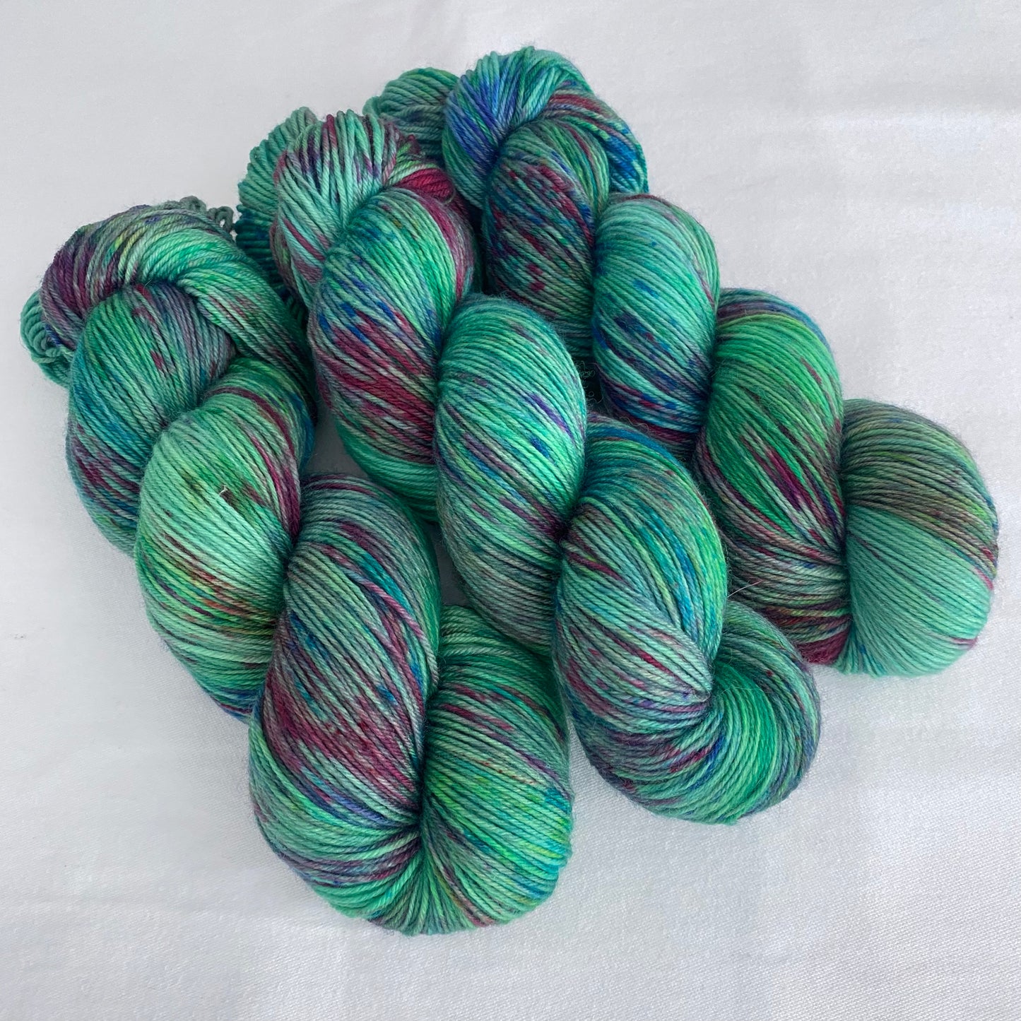 Handgefärbte  Merino Sockenwolle (Luxus)