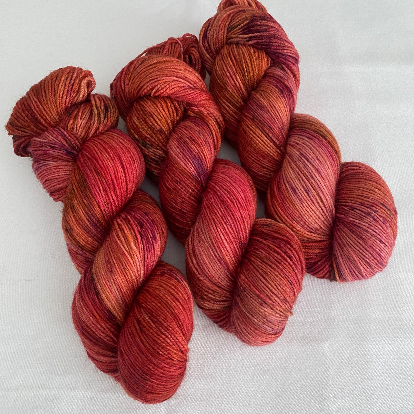 Handgefärbte  Merino Sockenwolle (Luxus)