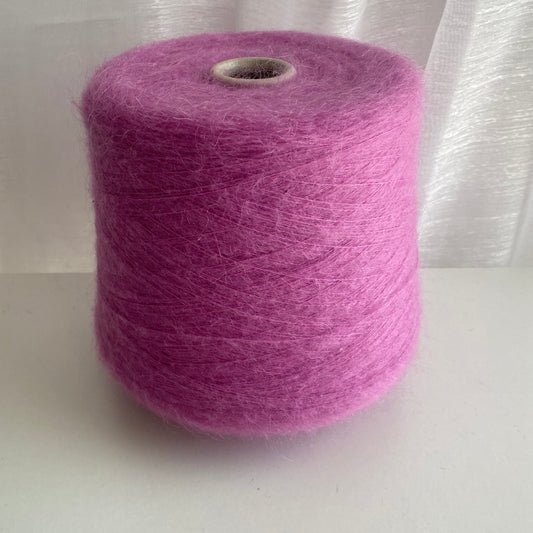 Konenwolle Kidmohair mit Merinowolle / IGEA Spa Italy.