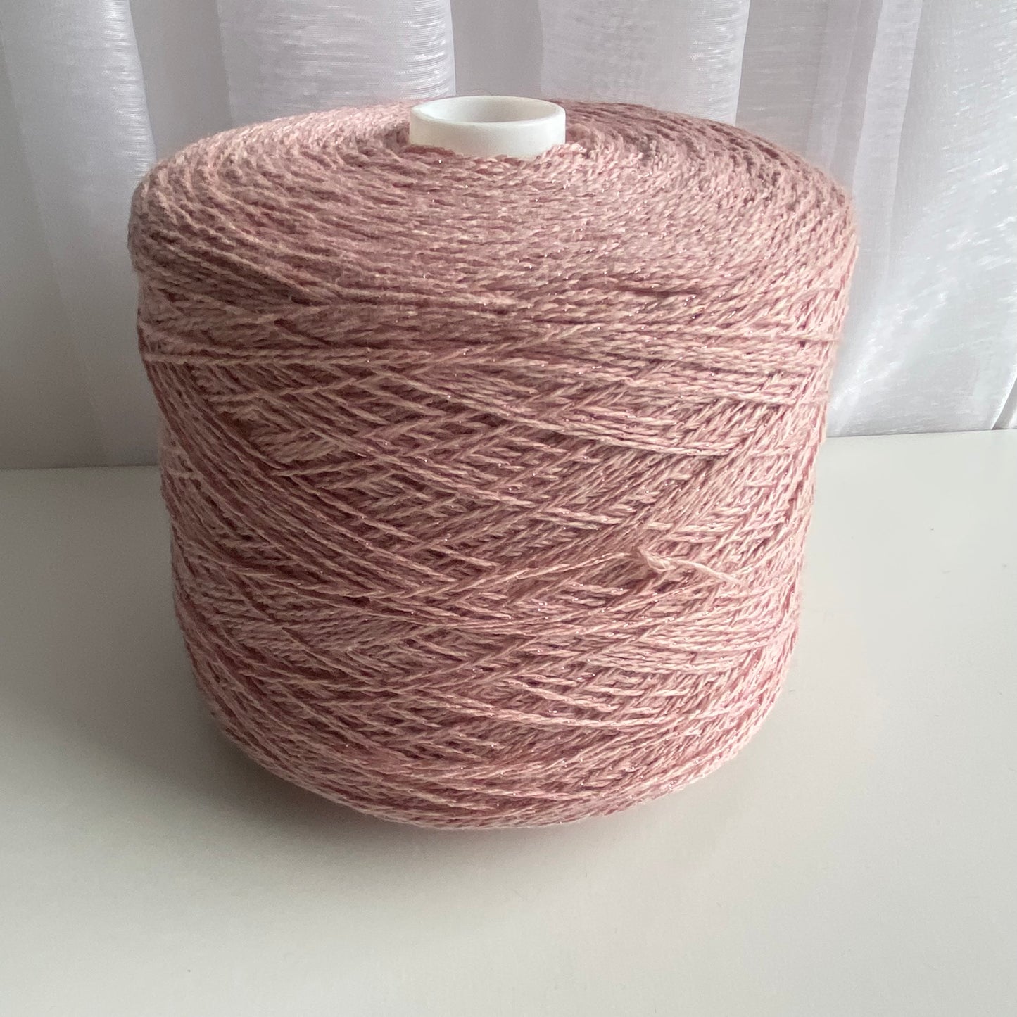 Konenwolle Merinowolle mit Seide 300 g / Filati Venezia Italy