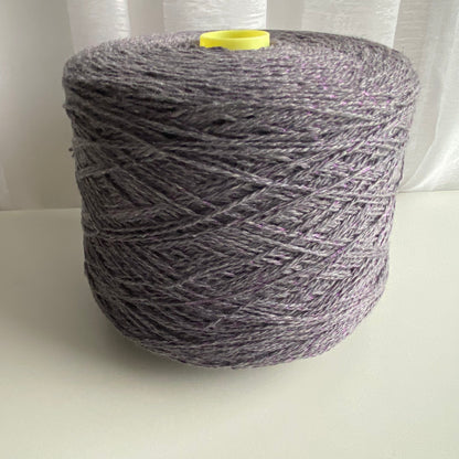 Konenwolle Merinowolle mit Seide 200 g / Filati Venezia Italy