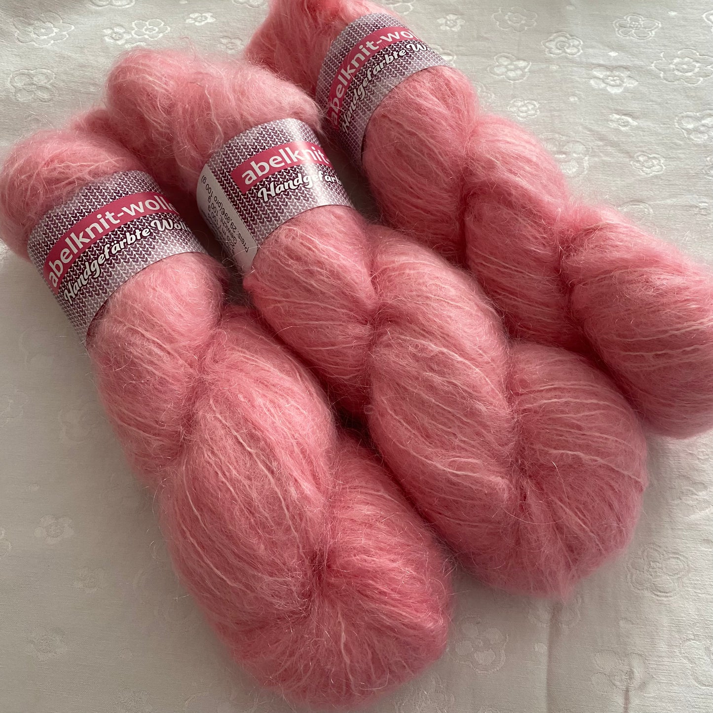 Handgefärbte Big Mohair mit Alpaka.