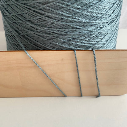 Konenwolle 100 % Seide / Loro Piana Italy.