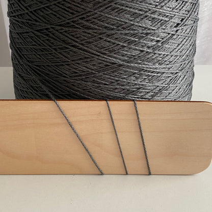 Konenwolle 100 % Seide / Loro Piana Italy.
