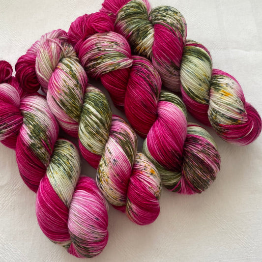 Handgefärbte  Merino Sockenwolle (Luxus)