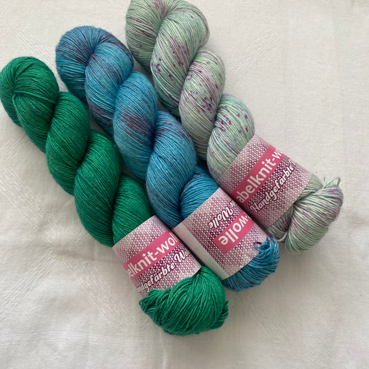Handgefärbte Schurwolle (Merino) mit Seide Spar-Set. /300 g