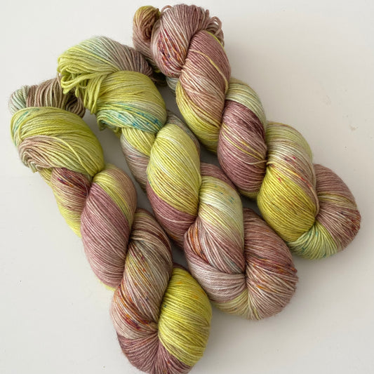 Handgefärbte  Merino Sockenwolle (Luxus)