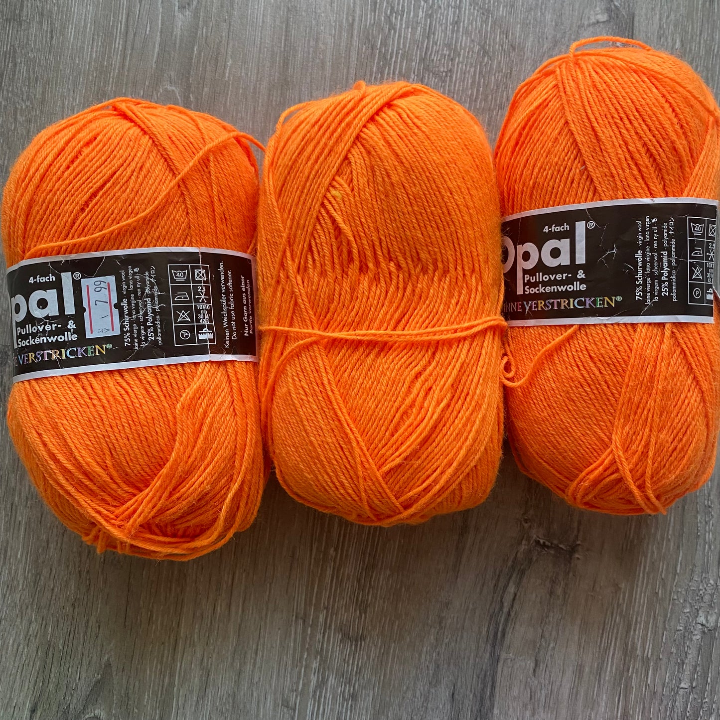Sockenwolle-Set 300 g.