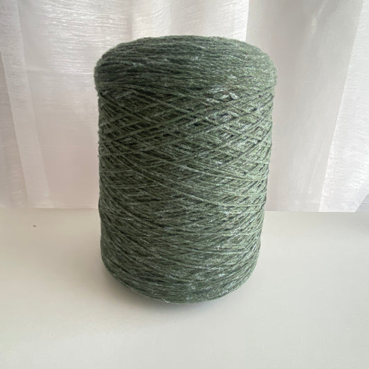 Konenwolle  Schurwolle (Merino) mit Seide und Leinen/Loro Piana Italy.