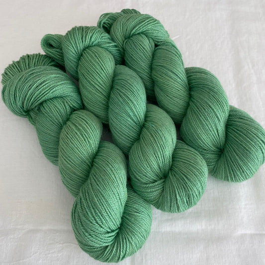 Handgefärbte Alpaca mit Seide.