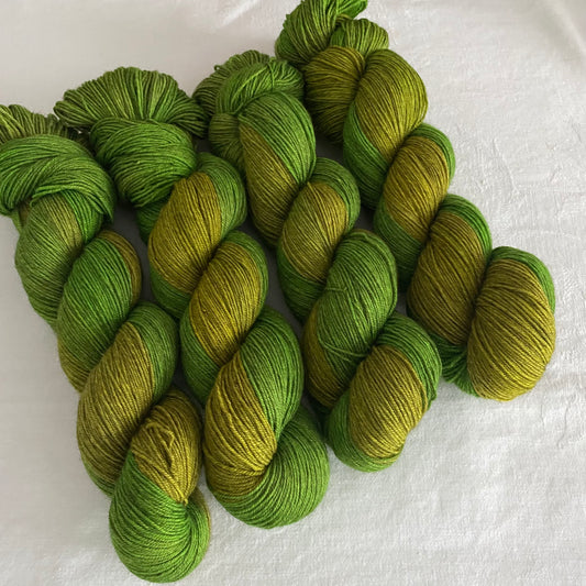 Handgefärbte  Merinowolle mit Yak Sockenwolle  (Luxus)