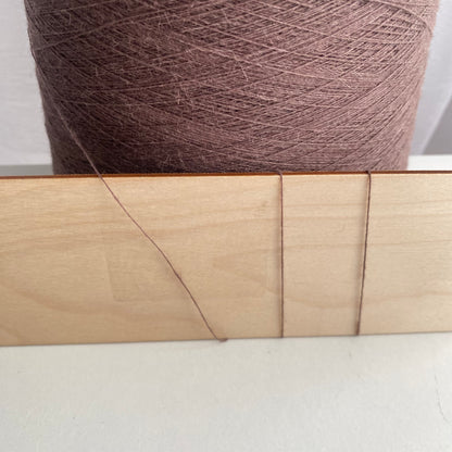 Konenwolle Merino mit Seide.