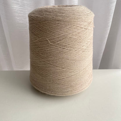 Konenwolle Merino mit Seide.