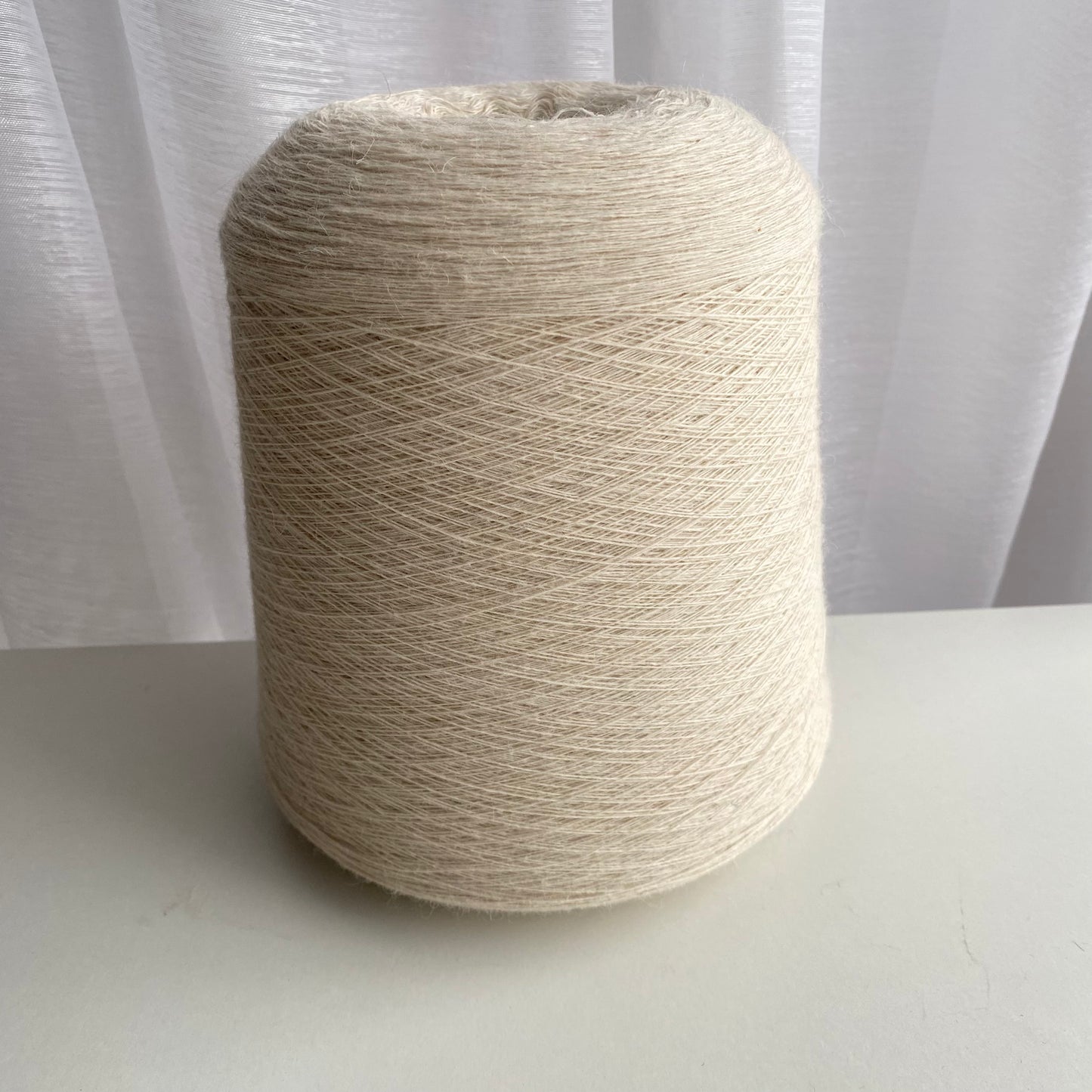 Konenwolle Merino mit Seide.