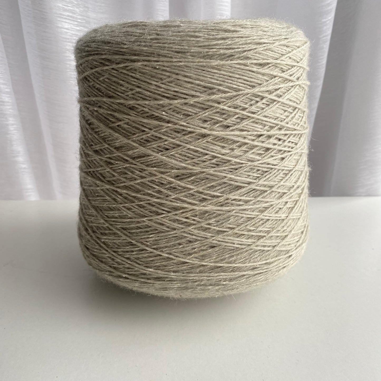 Konenwolle Merinowolle mit Seide/  Lanificio dell`olivo