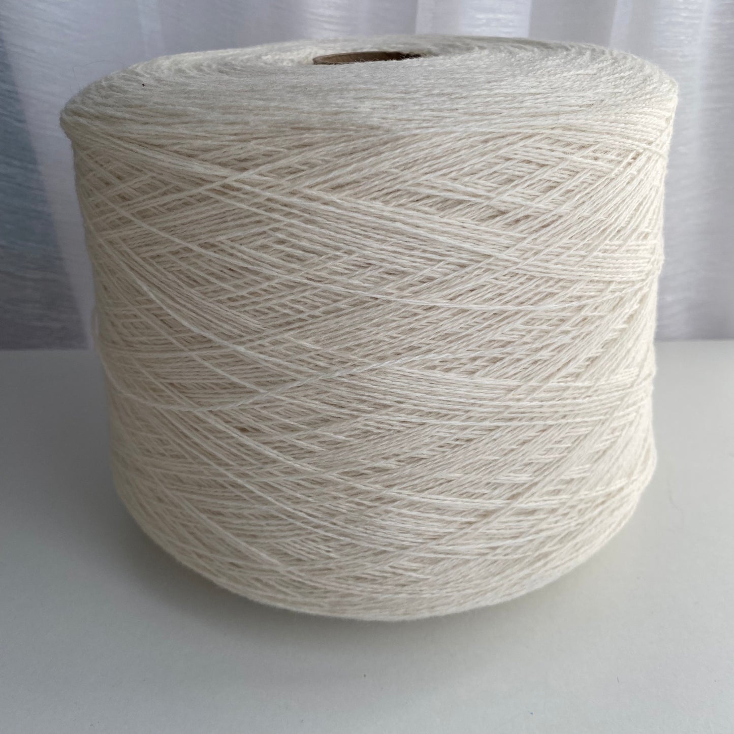 Konenwolle Merino mit Kaschmir 200 g / Italy