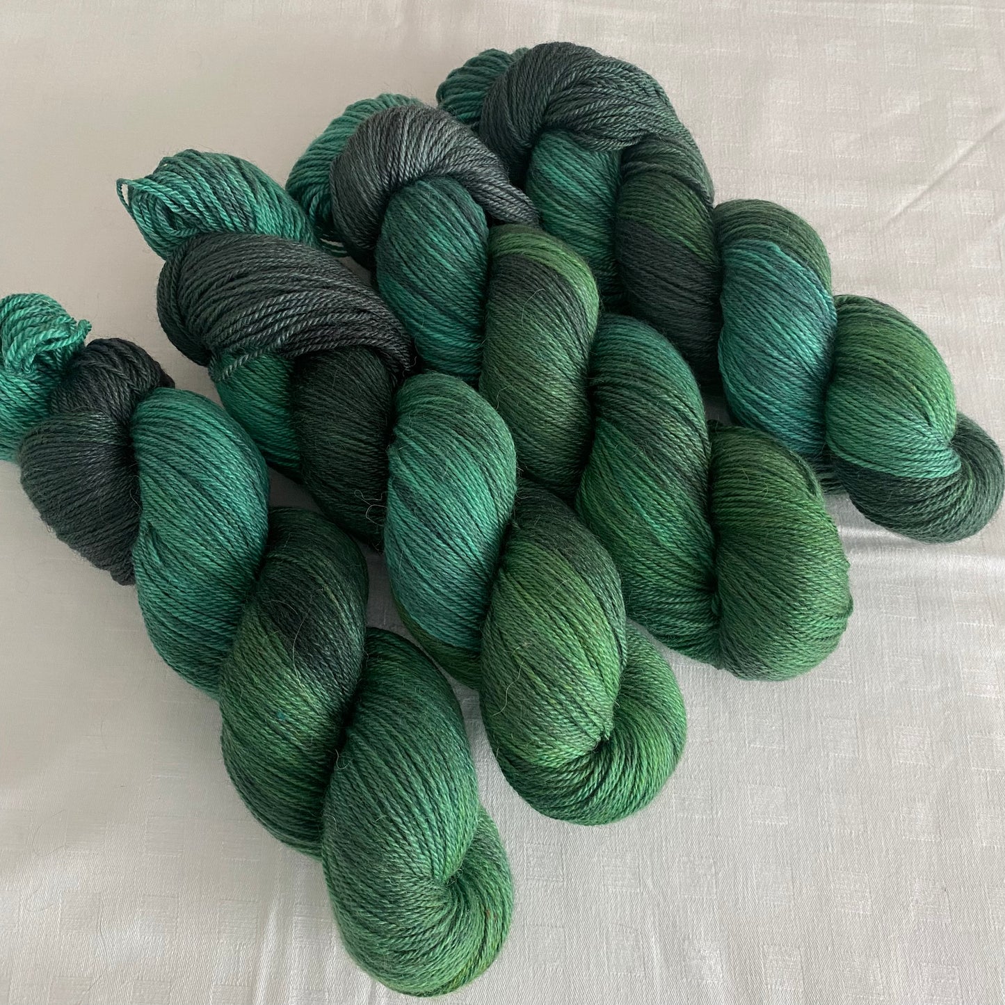 Handgefärbte Alpaca mit Seide.