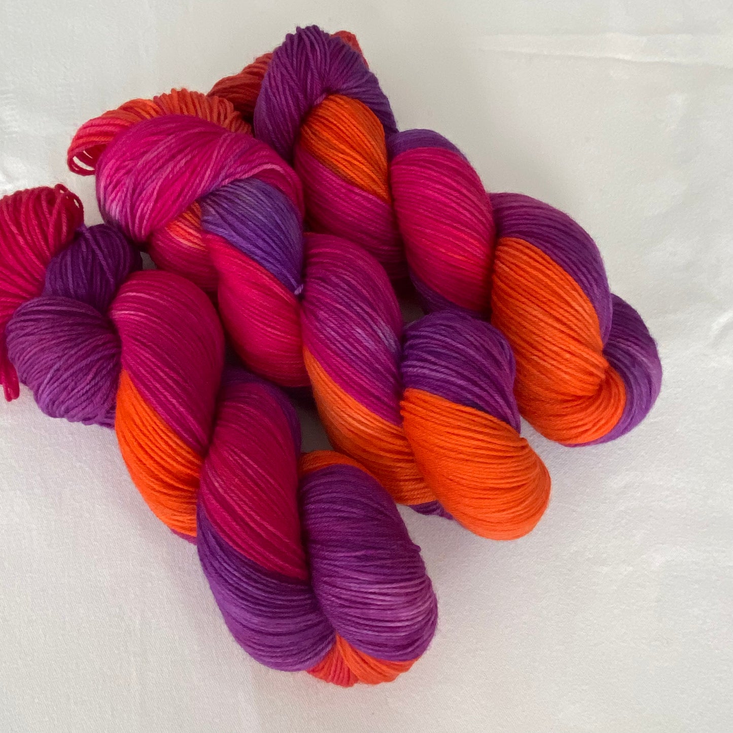 Handgefärbte  Merino Sockenwolle (Luxus)