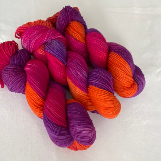 Handgefärbte  Merino Sockenwolle (Luxus)