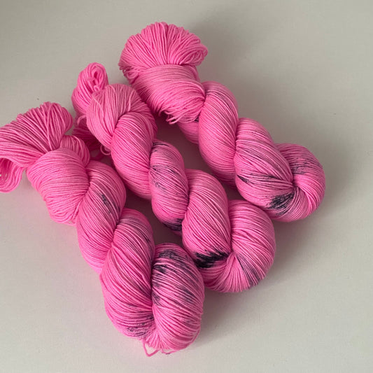 Handgefärbte  Merino Sockenwolle (Luxus)