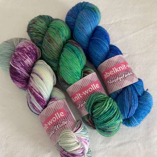 Handgefärbte Sockenwolle/Luxus Spar-Set./300 g.